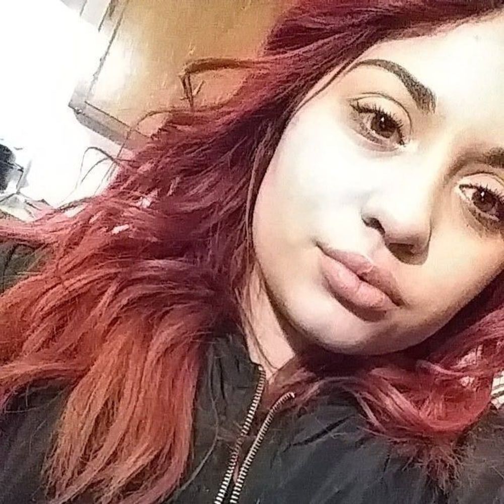 Meet your Posher, Nina